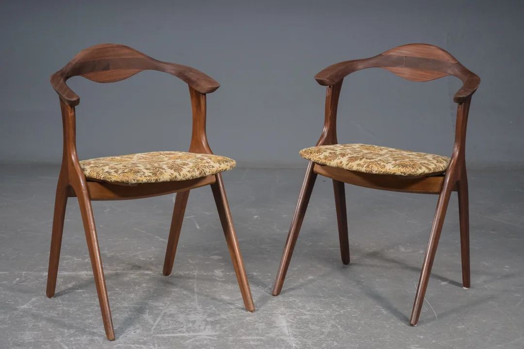 Dansk møbelproducent, 2 armstole af teak, 1960'erne (2) — Furniture/Chairs — Lauritz