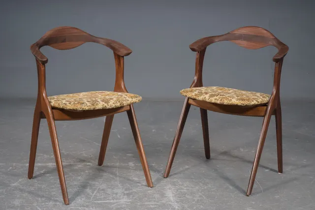 Dansk møbelproducent, 2 armstole af teak, 1960'erne (2)