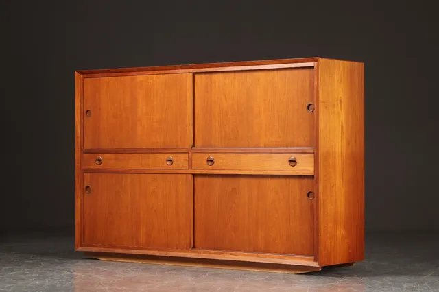 Skænk af teak, 1950-60'erne