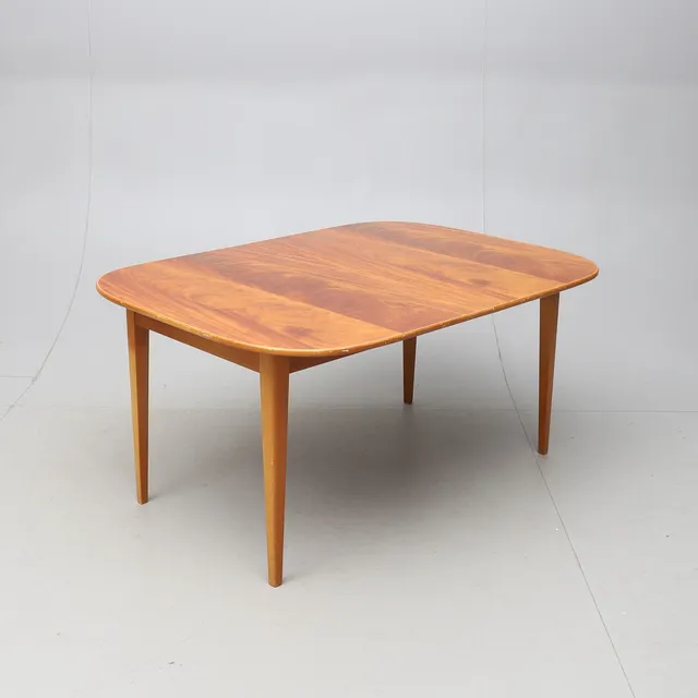 JOSEF FRANK, matbord, modell 947, Firma Svenskt Tenn.