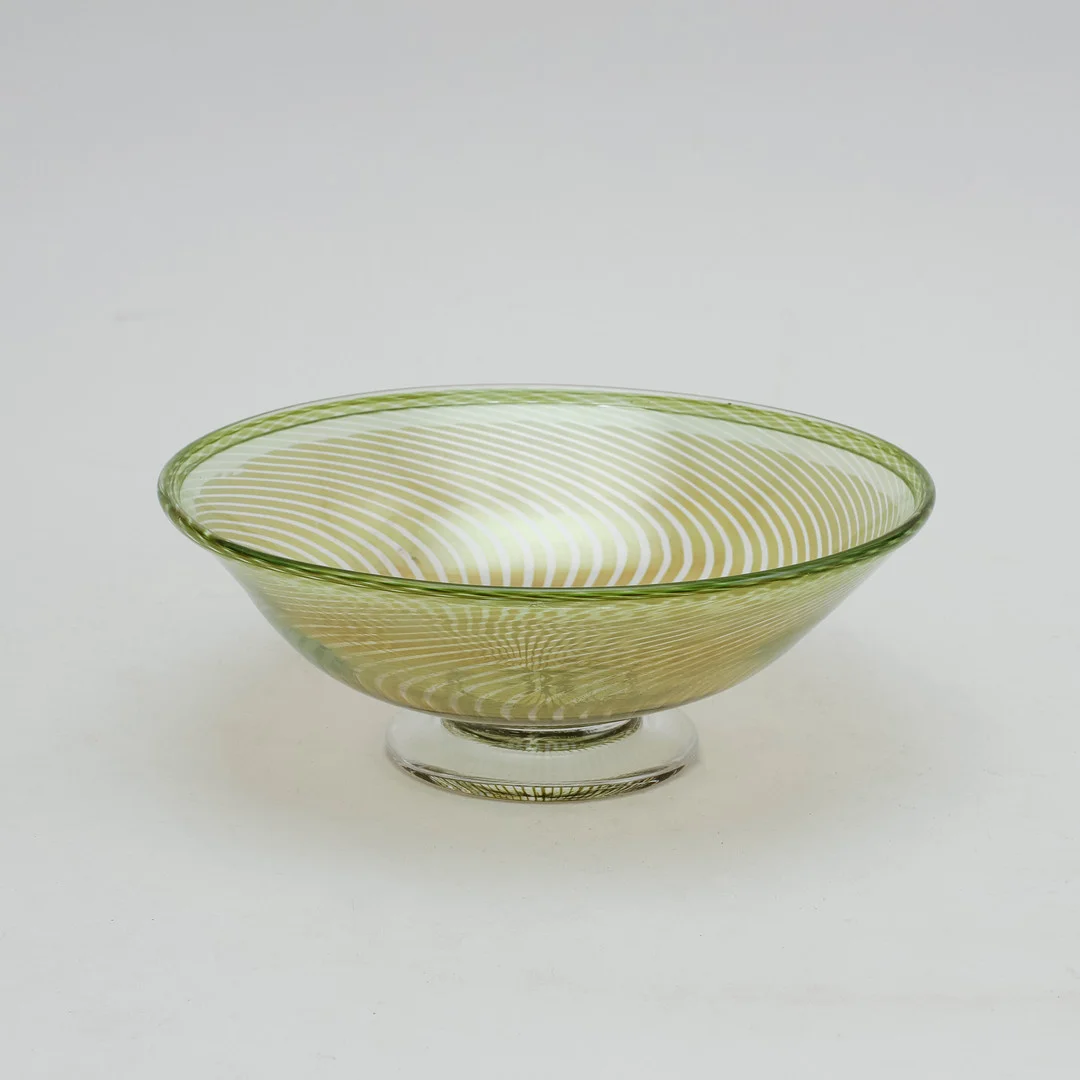 EDWARD HALD. SKÅL, slipgraal, signerad, Orrefors. — Art glass — Göteborgs Auktionsverk