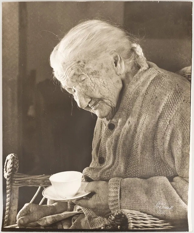 PER FORSELL. FOTOGRAFI, "Anna Mårdberg, Segersta, Signerat och daterat 1936.