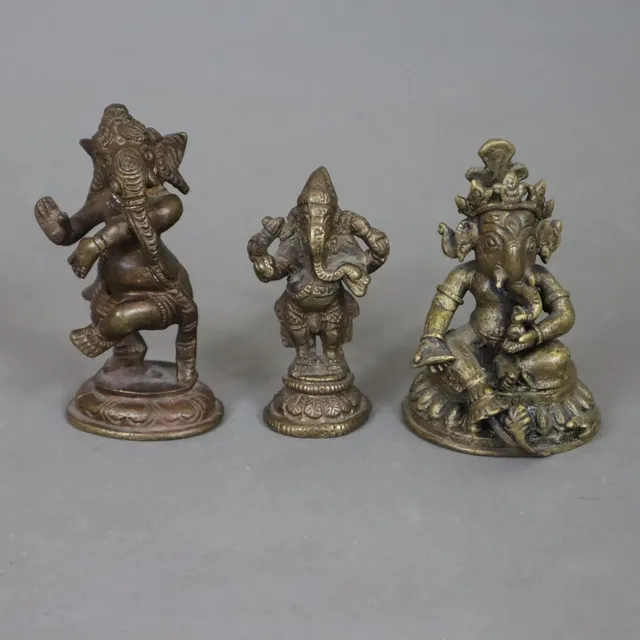 - 3 GANESHA FIGUREN - Indien/Nepal, Bronze.