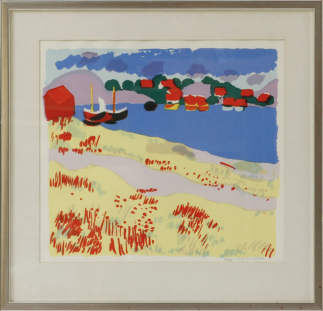 INGE SCHIÖLER. "Fiskeläge, Kostersundet", färglitografi, sign o numr 65/195. — Engravings & Prints — Göteborgs Auktionsverk