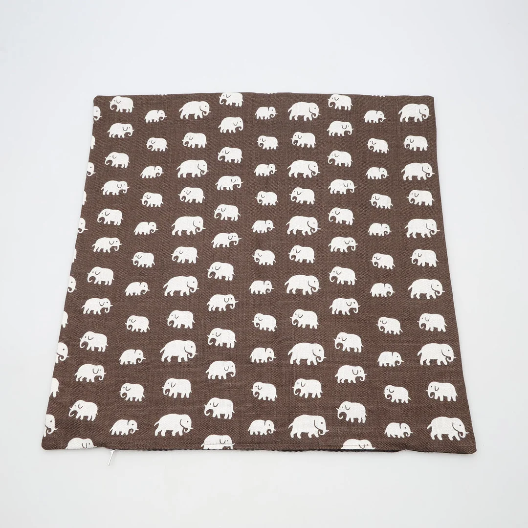 ESTRID ERICSON. KUDDFODRAL, "Elefant", Svenskt Tenn. — Textiles — Borås Auktionshall
