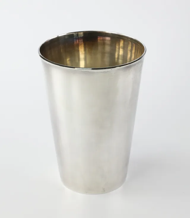 VERA FERNGREN. vas, sterlingsilver, CG Hallberg, Stockholm, 1961, signerad.