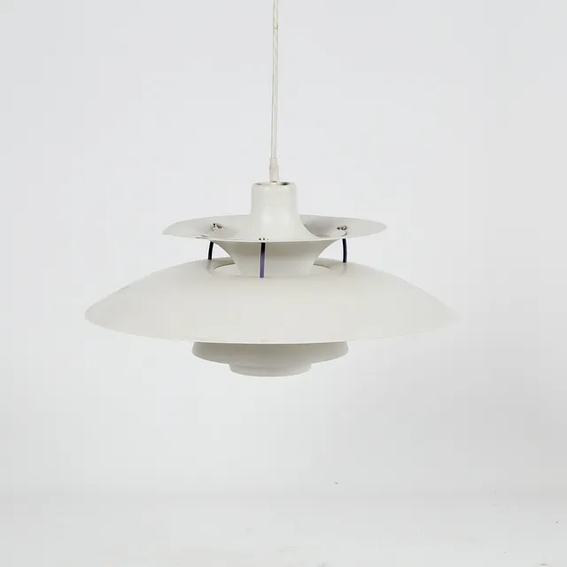 POUL HENNINGSEN. Louis Poulsen. PH5 pendel, hvid.