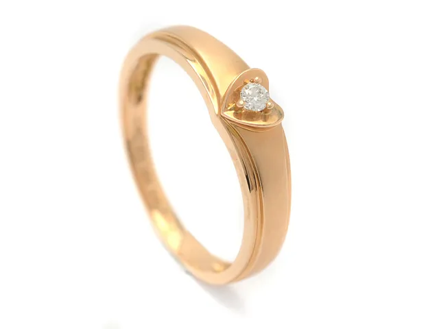 ENSTENSRING, 18K guld, briljantslipad diamant 0,05 ct, ca W/SI, Skandinaviskt smyckedesign, Falkenberg 2007, stl 17,5 mm, vikt 2,6 g.