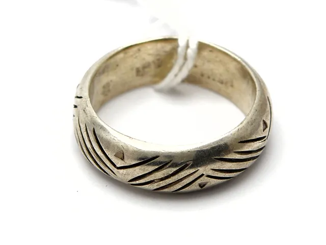 Ring Silver S925 9,2g Ø19¾ mönstrad, sliten