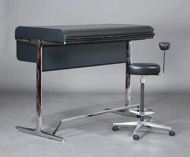 George Nelson for Herman Miller. Action office and George Nelson work chair/barstool, Model Aborre (2)