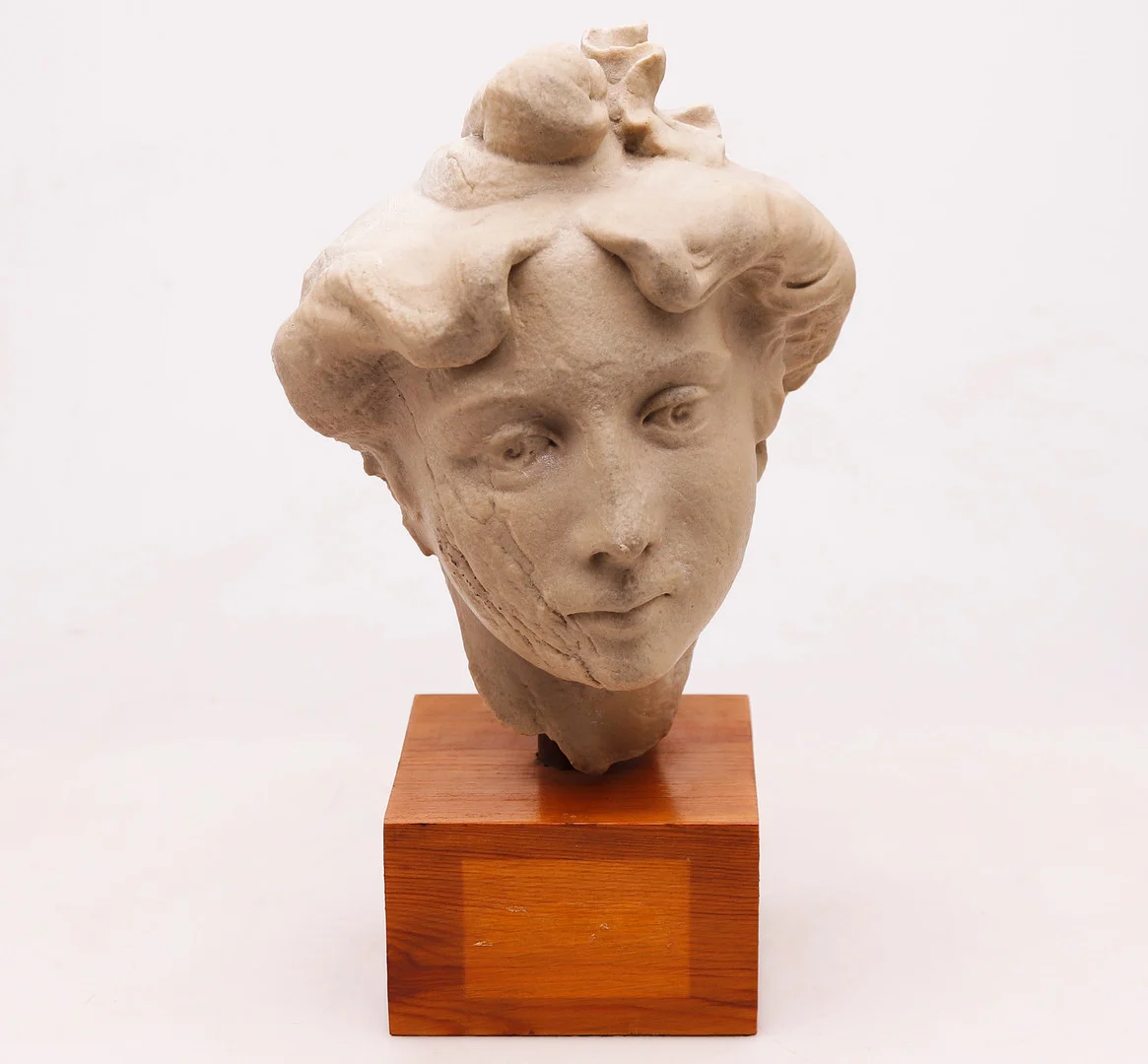 AFTER EUSEBI ARNAU. A girl. — Sculptures & Bronzes — Balclis