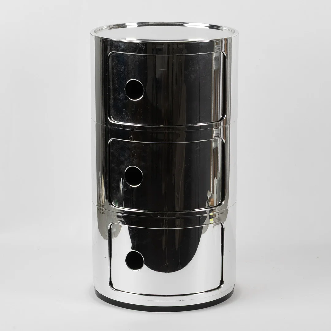 ANNA CASTELLI FERRIERI. Side table, "Componibili", Kartell. — Tables — Stockholms Auktionsverk Helsingborg