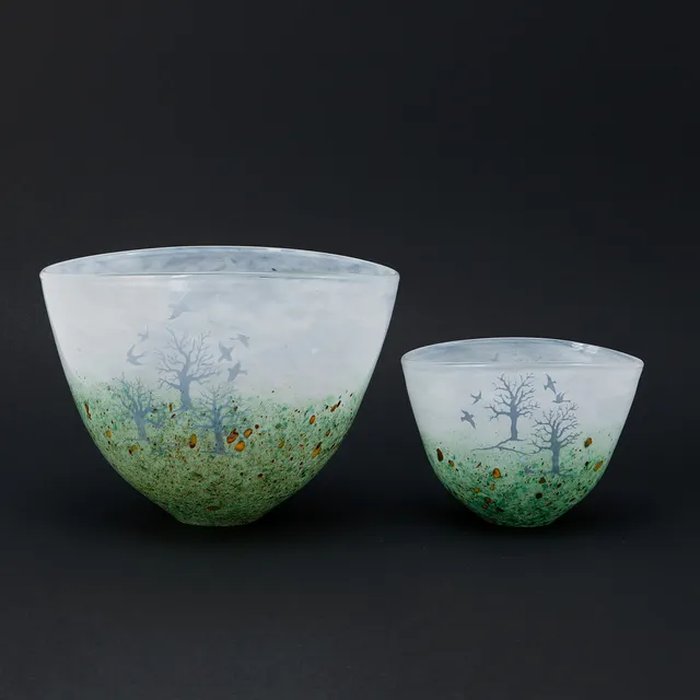 KJELL ENGMAN. Skålar, 2 stycken, "Oktober", glas, Boda.