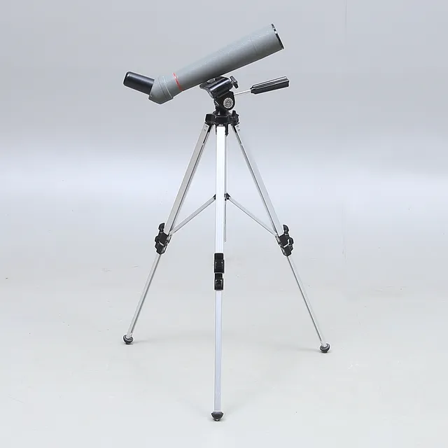KIKARE, på tripod, Exelas, Japan.