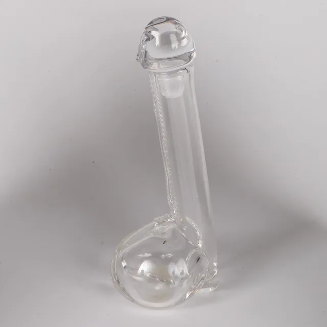 BENGT HEINTZE. Karaff, glas, Kosta.