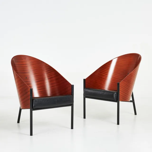 PHILIPPE STARCK. Fåtöljer, 1-par, "Costes", för Aleph, Driade, Italien, skiktlimmad formpressad mahogny, etikettmärkta.