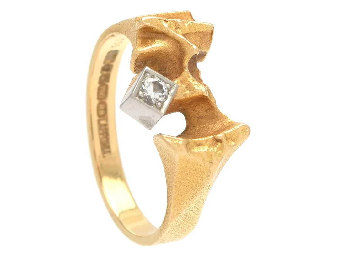 LAPPONIA, ring, 18K guld, briljantslipad diamant ca 0,05 ct, ca TW/VS, Finland 1994, stl 17 mm, vikt 4,5 g. — Smycken/Ring — Kaplans