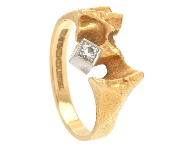 LAPPONIA, ring, 18K guld, briljantslipad diamant ca 0,05 ct, ca TW/VS, Finland 1994, stl 17 mm, vikt 4,5 g.