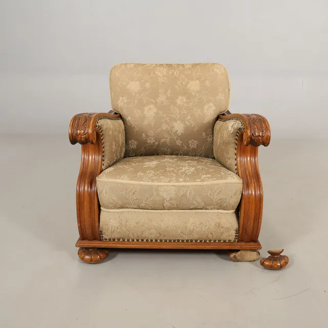 FÅTÖLJ Chippendale.