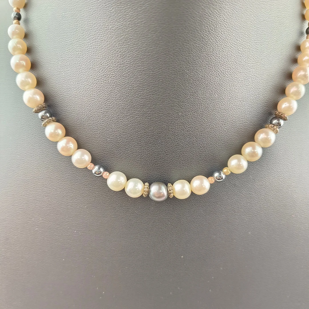 - VINTAGE-PERLENKETTE. — Necklace — Auktionshaus Blank