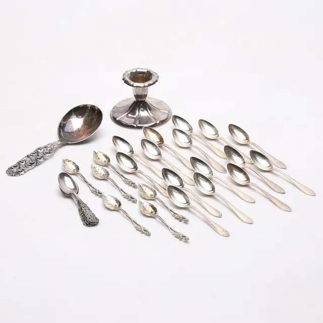 SILVERFÖREMÅ, total vikt ca 348 gram.