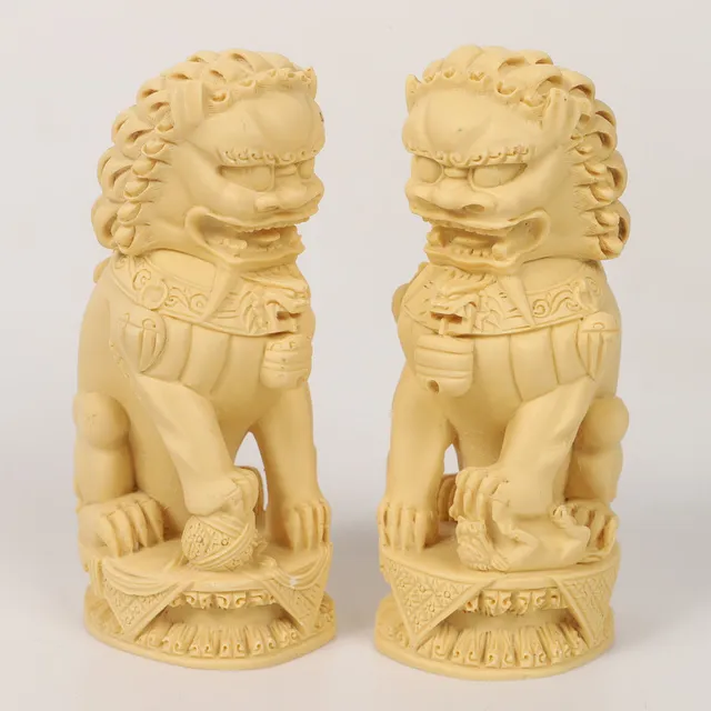 FIGURINER, 1 par, fohundar, konstmassa, Kina, 1900-tal.