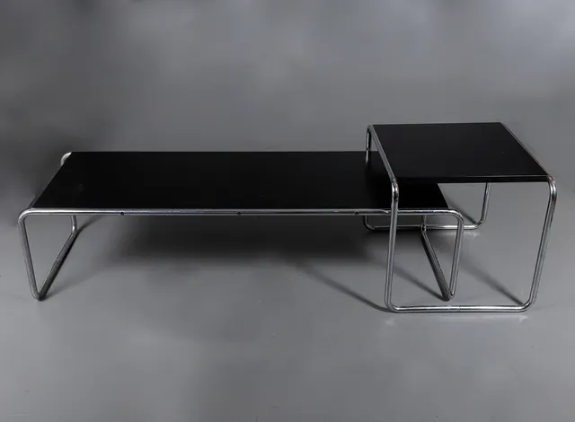 MARCEL BREUER. "Laccio" table.