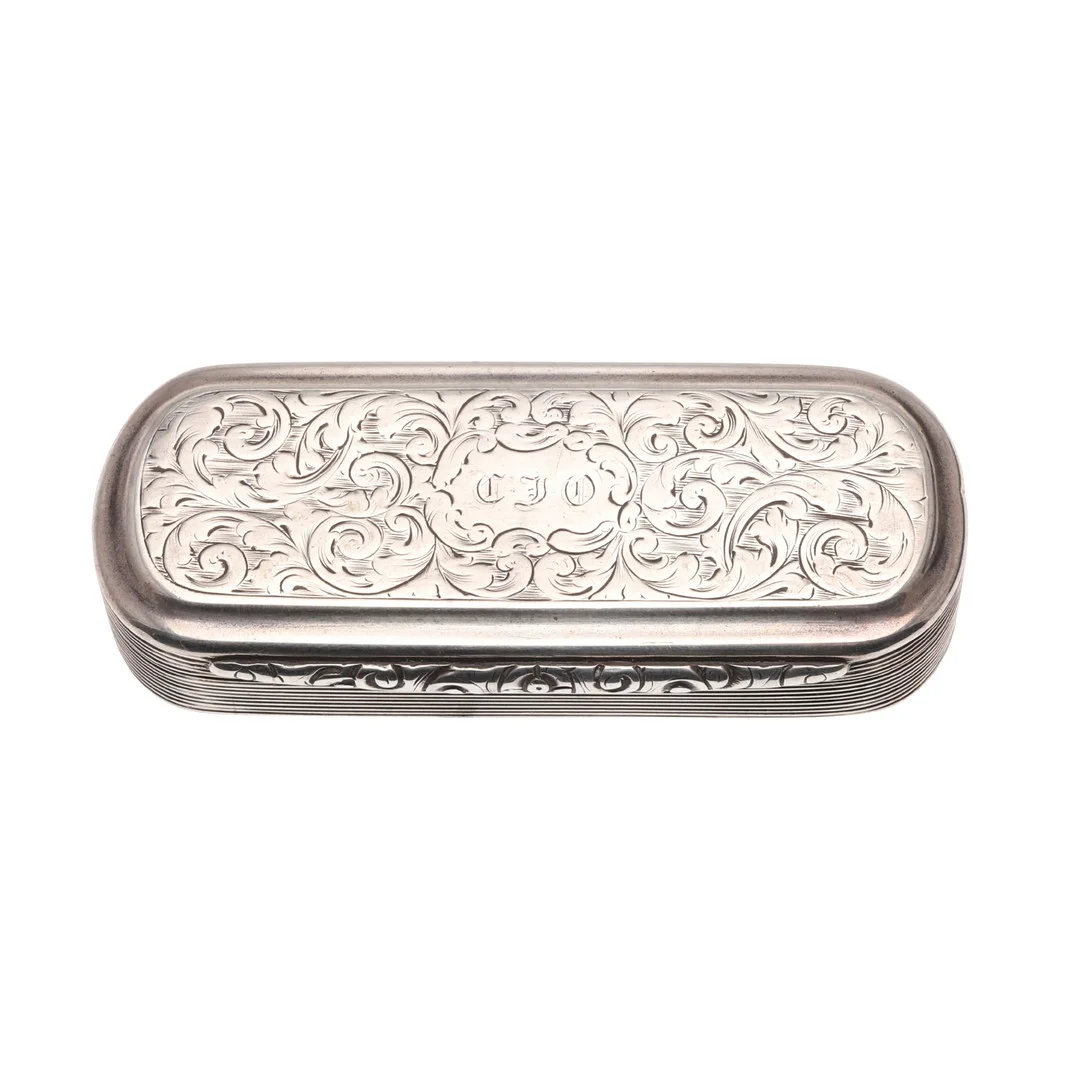 A VICTORIAN SILVER SNUFF BOX. — Silver — Lawrences Auctioneers