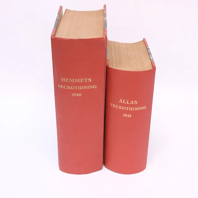 SAMLING TIDSKRIFTER HEMMETS VECKOTIDNING OCH ALLAS VECKOTIDNING, 1940-TAL.