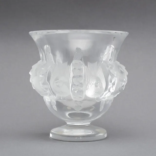 VAS, glas, "Dampierre", Lalique, France.