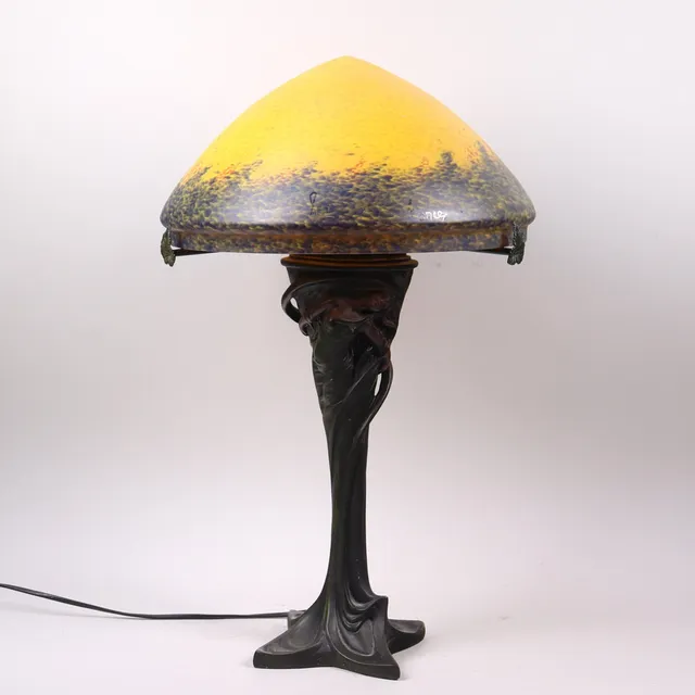 AUGUSTE MOREAU. EFTER. bordslampa, Art de France, jugend, 1980/90-tal.