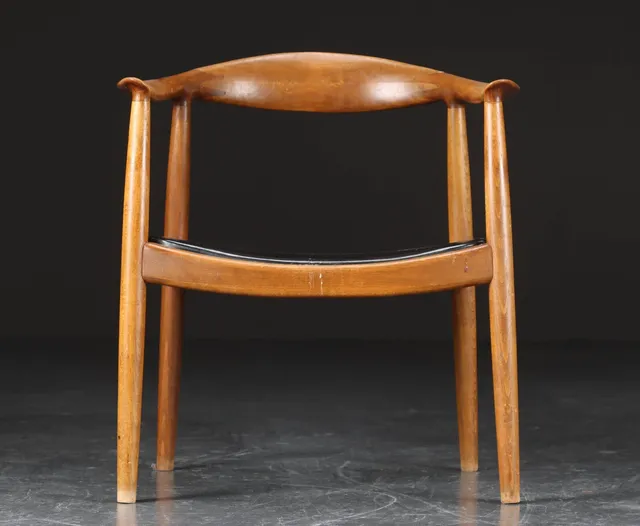 Hans J. Wegner. Armstol af bøgetræ, model PP501 - 'The Chair'