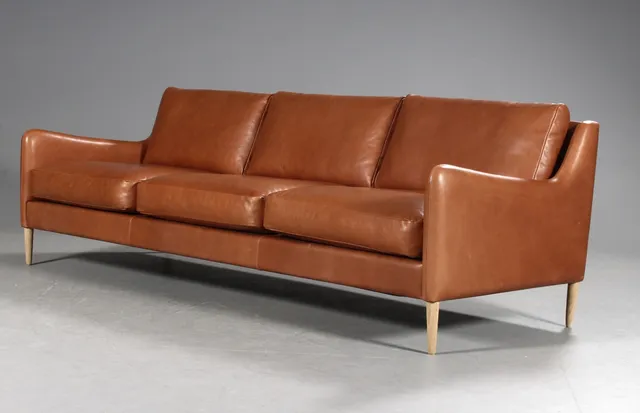Mogens Hansen. Three-seater sofa, Model 2181, display model