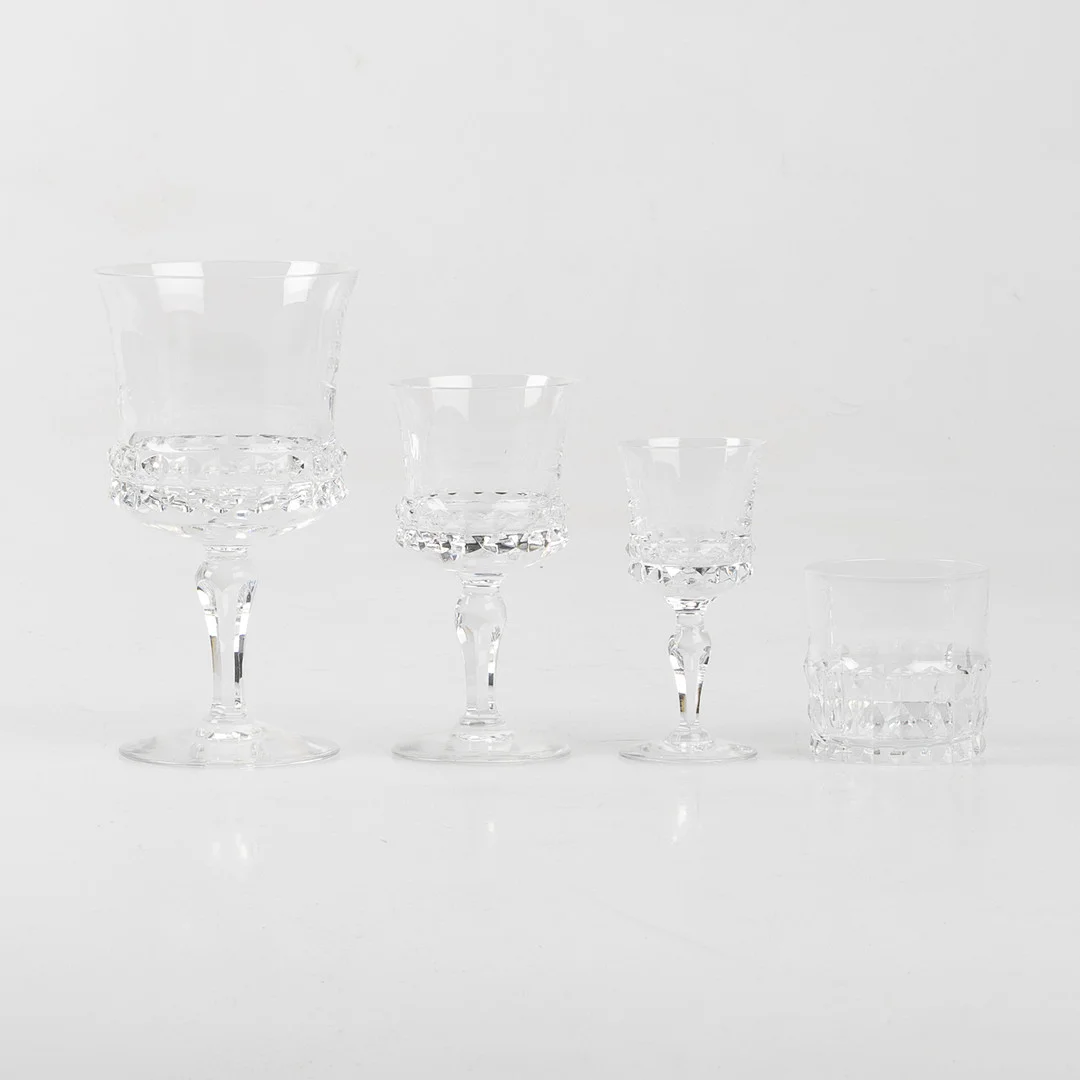 INGEBORG LUNDIN. "Silvia", 49 st servisdelar, glas, Orrefors. — Utility glass — Stockholms Auktionsverk Helsingborg