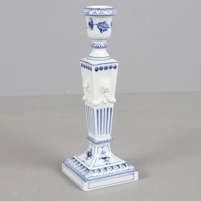 ROYAL COPENHAGEN, ljusstake, "Musselmalet", 1/15, porslin, 1:a sortering.