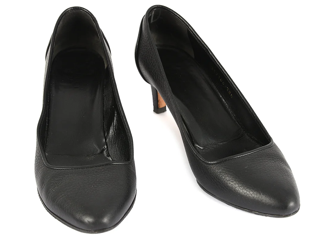 SKOR, GUCCI, pumps, svart skinn, stl 38½, klack 6cm, skopåse, kartong, — Kläder/Skor — Kaplans