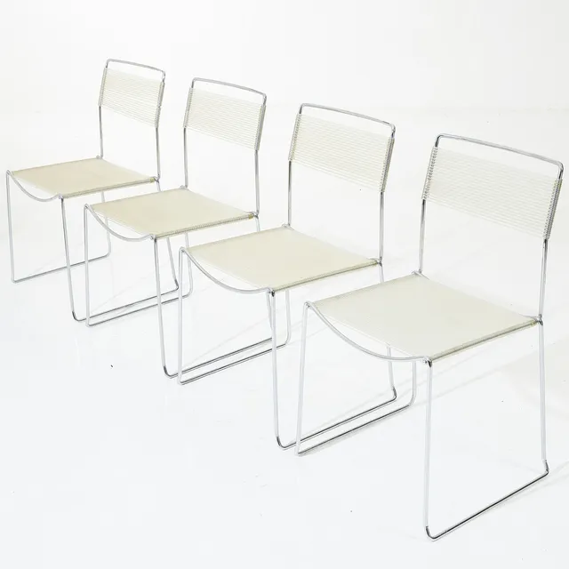 GIANDOMENICO BELOTTI. stolar, 4 st, “Spaghetti“, formgivna av Giandomenico Belotti, för Alias, Italien, 1970-tal, ramar av stålrör, sits, rygg och av PVC-strängar, sitthöjd ca 44 cm.