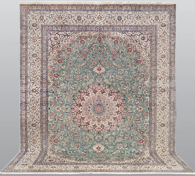 MATTA. Nain part silk s.k 6LAA ca 1.000.000 knutar / kvm, 408 x 305 cm.