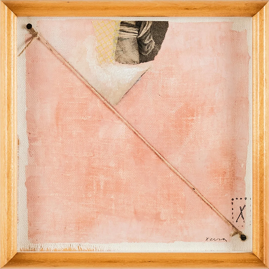 WILLIAM XERRA (Italien, f. 1937) "Morso dal suono" collage med målning på duk, signerad Xerra. — Paintings — Stockholms Auktionsverk Magasin 5