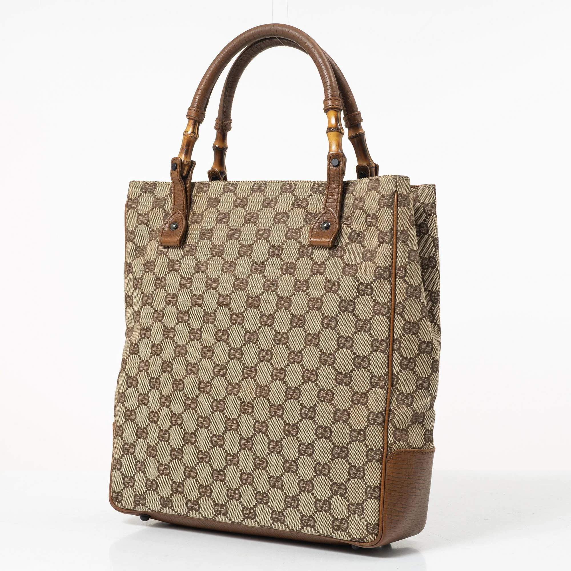 Gucci, väska, "Bamboo Tote", vintage. — Vintage & Fashion/Väskor & Koffertar — Bukowskis