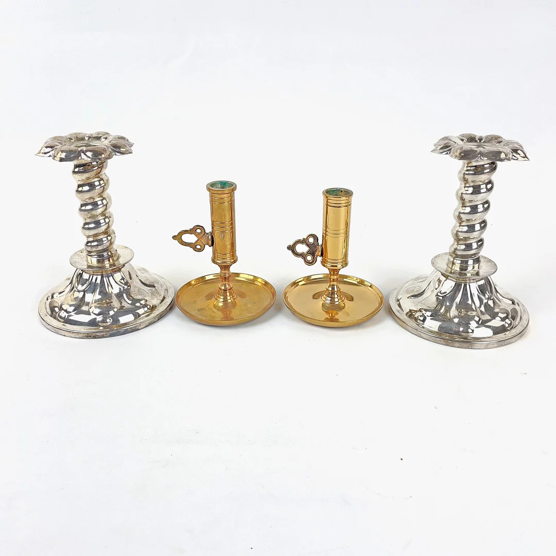 LJUSSTAKAR, 4 delar, malm/nysilver. — Candlesticks — Roslagens Auktionsverk