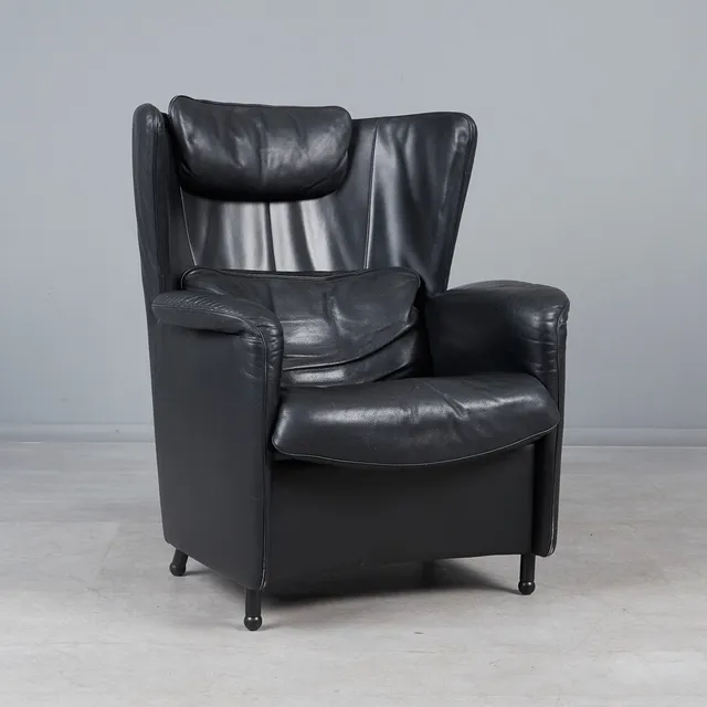 DE SEDE. Sessel / Armchair, Modell 'DS23', Leder, 1980er Jahre, Schweiz.