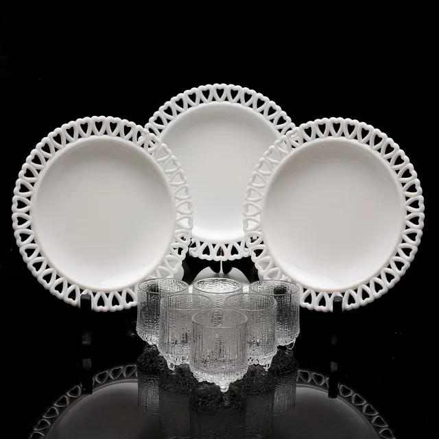 SNAPSGLAS, 6 st, Iittala, samt GALLERFAT, 6 st.