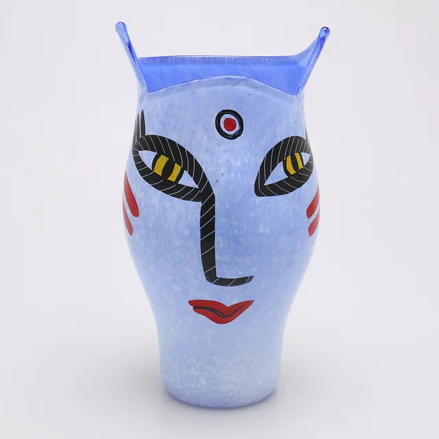 ULRICA HYDMAN-VALLIEN. VAS, glas, "Open mind", Kosta Boda, signerad.