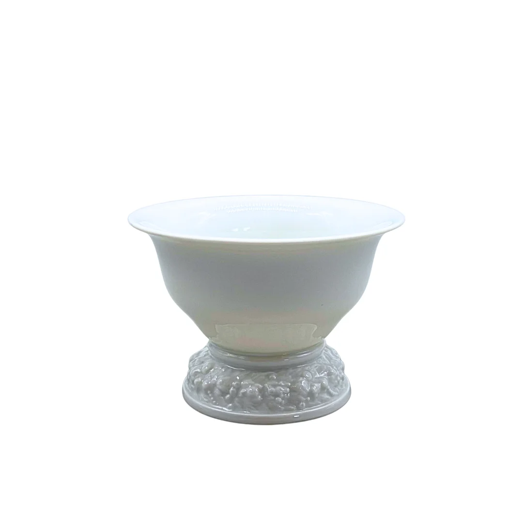 ROSENTHAL PORZELLAN VASE. — European — Auktionshaus Stuber's Hammerschlag