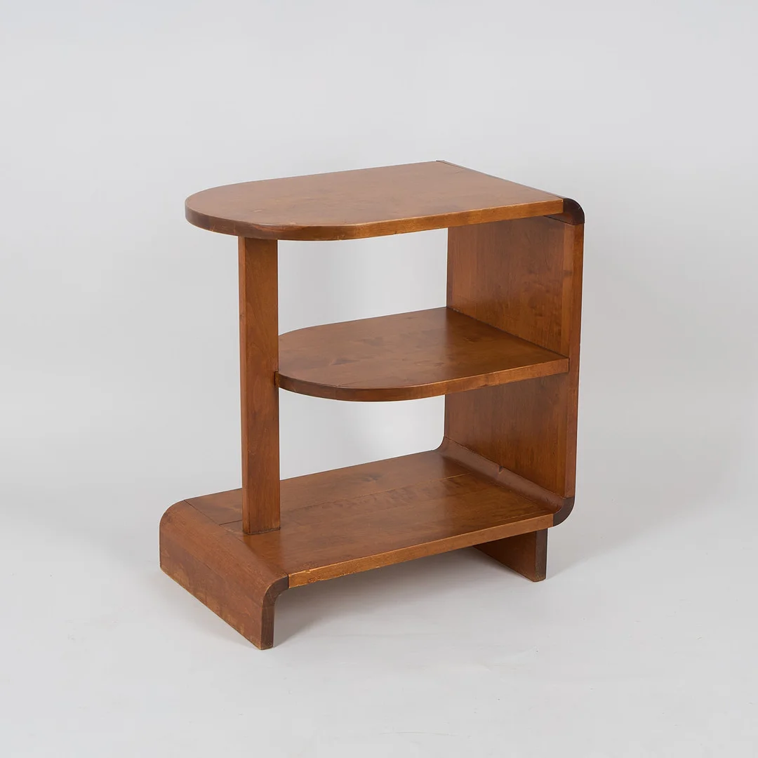 MAIJA HEIKINHEIMO. Funkis sidobord, "Apu 604" Asko, 1930-tal. — Cupboards, Cabinets & Shelves — Stockholms Auktionsverk Helsinki