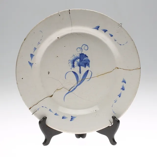 FAT, fajans, troligen Marieberg, 1700-tal.