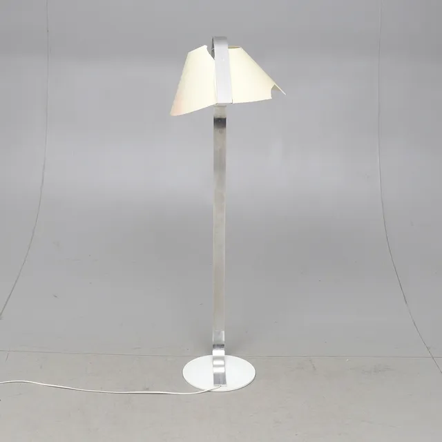 GOLVLAMPA, Habitus, 1900-talets andra hälft.