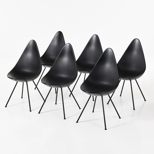 ARNE JACOBSEN. 6 st., "Droppen 3110", stolar, formgiven 1958, Fritz Hansen, Danmark.