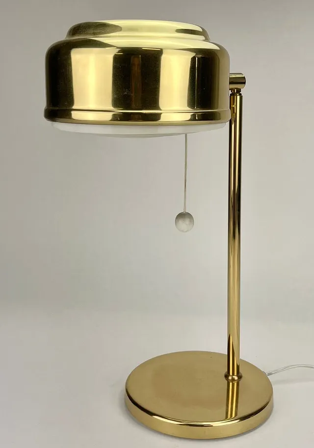 BÖRJE CLAES. Bordslampa, mässing, Elit 702.